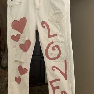 Magnolia Pearl **INSPIRED** distressed jeans with love and hearts.💕